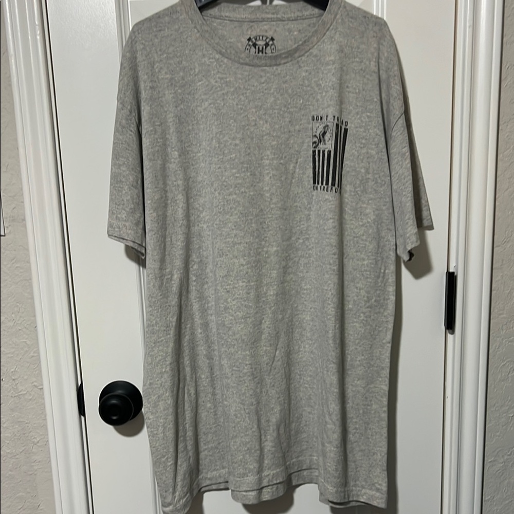 Howitzer Gray Graphic Men's T-Shirt - Picture 4 of 4